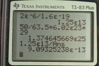 OpenStax College Physics, Chapter 18, Problem 7 (PE) calculator screenshot 1